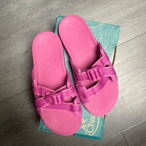 Chaco size 3 kids great condition